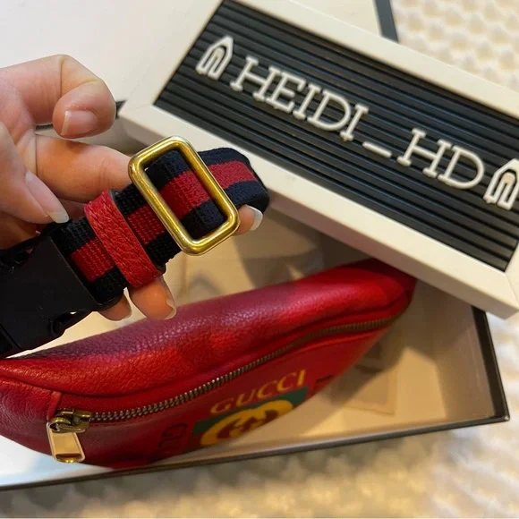 GUCCI Grained Calfskin Small Logo Belt Bag in Red - Picture 3 of 12